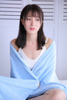 一女多男主的现代小说